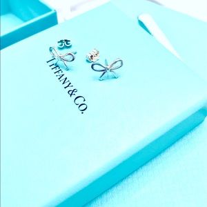 Tiffany classic sterling silver bow earrings